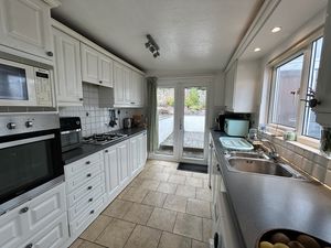 Photo 5- click for photo gallery